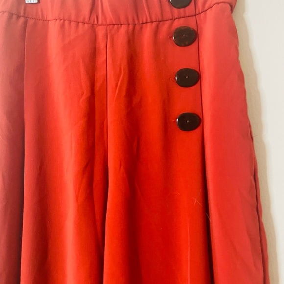 Zara Scarlet A-Line Pants with Button Detail - Picture 4 of 9